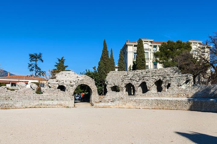Tour Privato a Piedi di Cimiez e delle Rovine Romane a Nizza — foto 4
