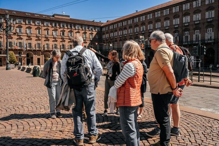 Turín: Tour a pie en grupo reducido por los principales puntos de interés de la ciudad — foto 1
