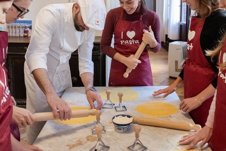 Venedig: Praktischer Pasta- & Gelato-Kurs mit Wein bei San Marco — Foto 3