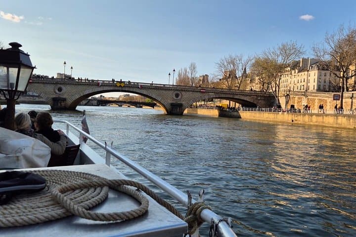 Crociere serali in Champagne sulla Senna a Parigi — foto 2