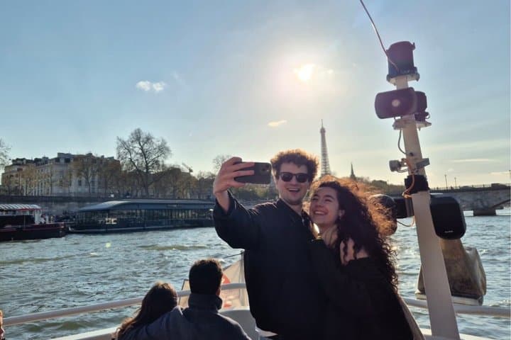 Crociere serali in Champagne sulla Senna a Parigi — foto 5