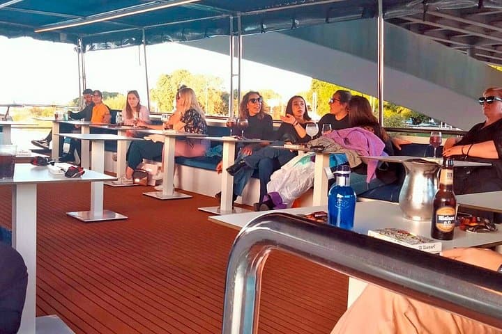 Bootsfahrt auf dem Guadalquivir in Sevilla — Foto 5