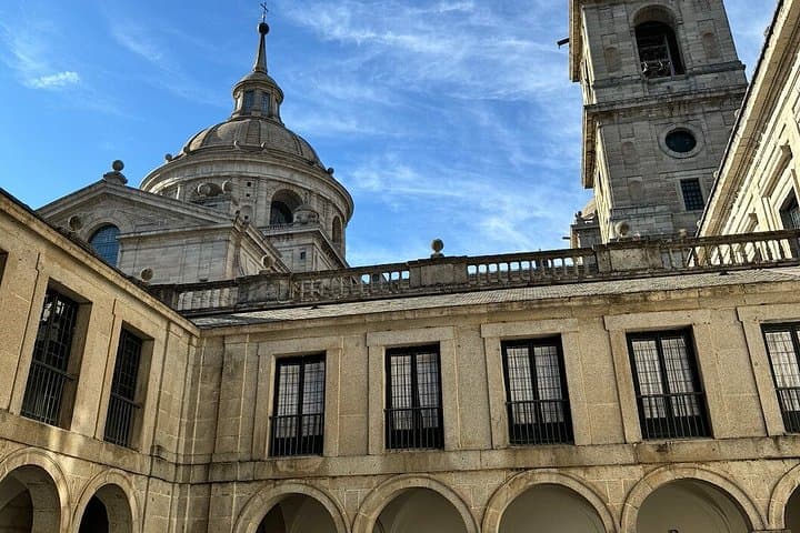 Halbtägiger Ausflug nach El Escorial und ins Tal der Gefallenen von Madrid — Foto 3