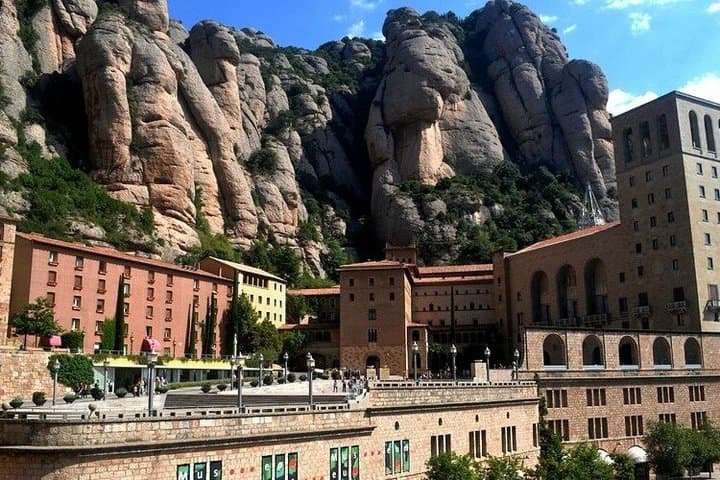 Montserrat depuis Barcelone : Vierge Noire, Musée & Train à crémaillère — photo 4
