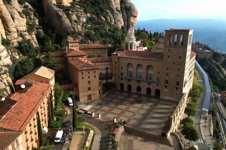 Montserrat depuis Barcelone : Vierge Noire, Musée & Train à crémaillère — photo 5