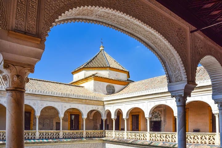 Sevilla: Tour durch den Palacio de las Dueñas und Casa de Pilatos — Foto 2