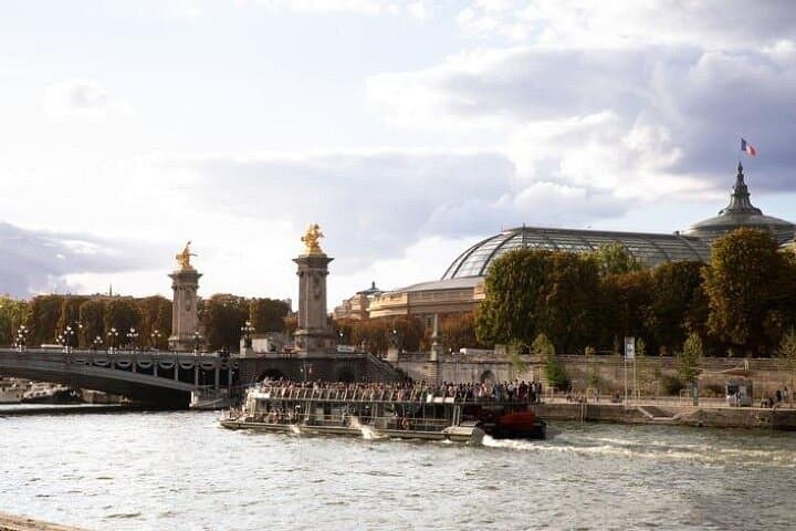 Paris - Vintage 2CV Auto geführte Tour + Seine Kreuzfahrt — Foto 3