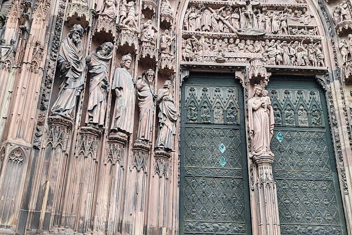 Tour a pie por Estrasburgo con guía local nativo — foto 2