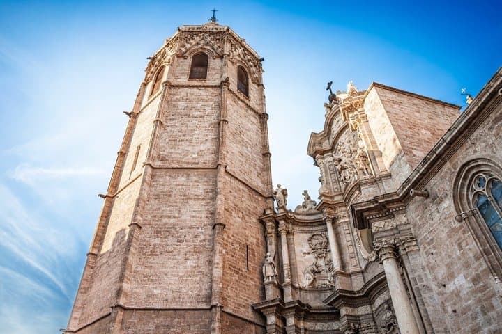 Tour de la Catedral de Valencia y el Santo Grial — foto 3