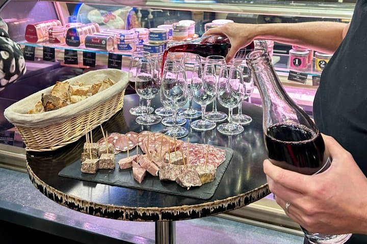 Halles de Lyon Paul Bocuse Verkostungs- und Mittagsessen-Tour — Foto 2