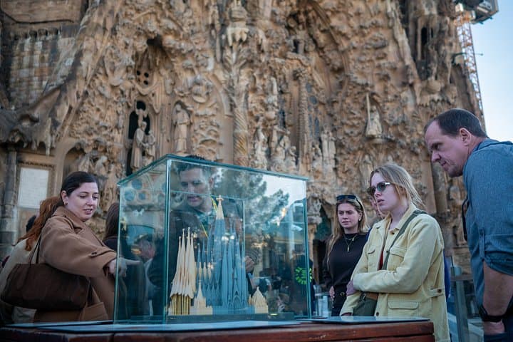 Visite en petit groupe de la Sagrada Familia à Barcelone — photo 2