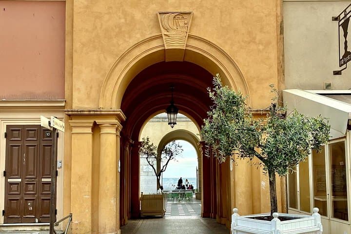 Niza: Tour a pie por el casco antiguo y el mercado de flores — foto 5