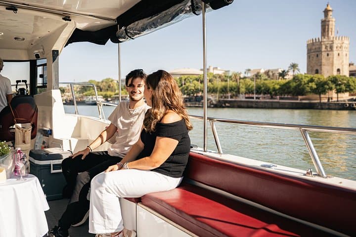 Balade en bateau privée d'une heure à Séville — photo 2