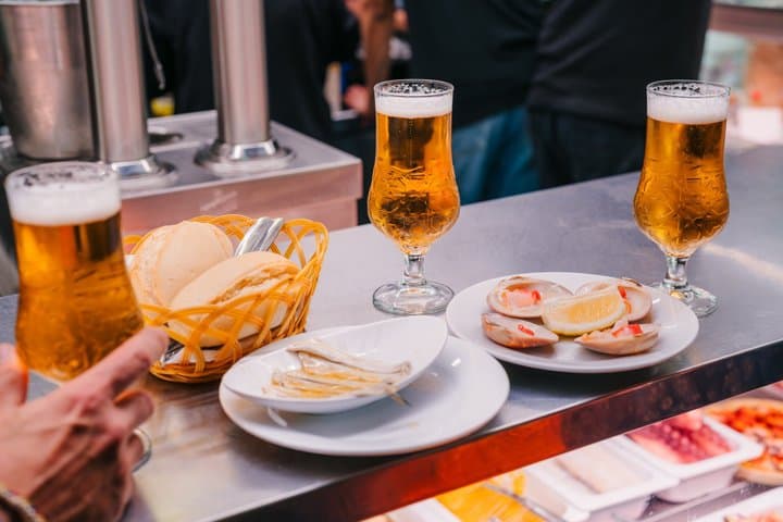 Tour enogastronomico al Mercato di Malaga: Tapas, Bevande e Sapori Locali — foto 2