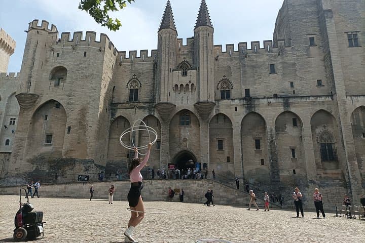 Tour Privado a Pie del Palacio de los Papas y el Puente de Avignon — foto 2