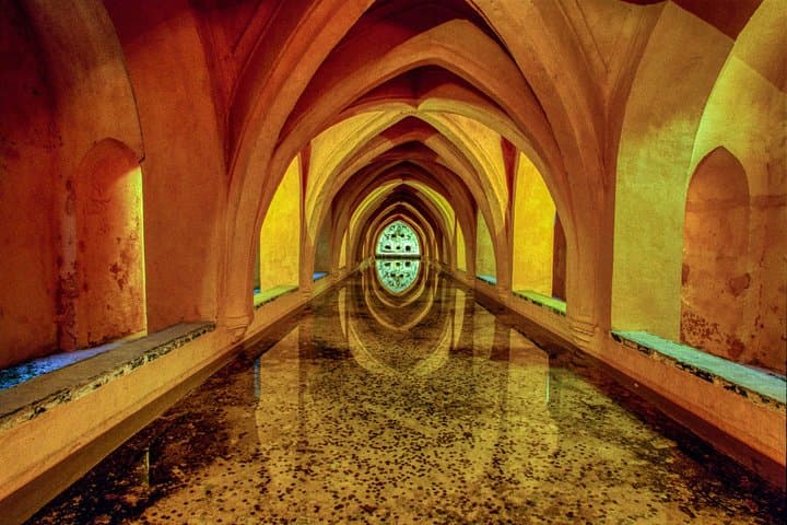 Besuchen Sie das Real Alcázar in Sevilla bei einem Tagesausflug von Málaga — Foto 2