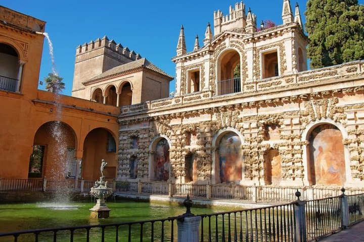 Besuchen Sie das Real Alcázar in Sevilla bei einem Tagesausflug von Málaga — Foto 5