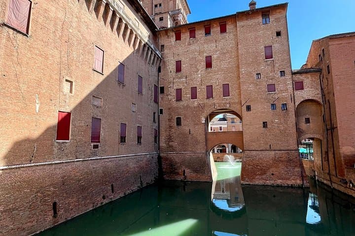 Excursión Privada de un Día a Ferrara desde Bolonia — foto 4
