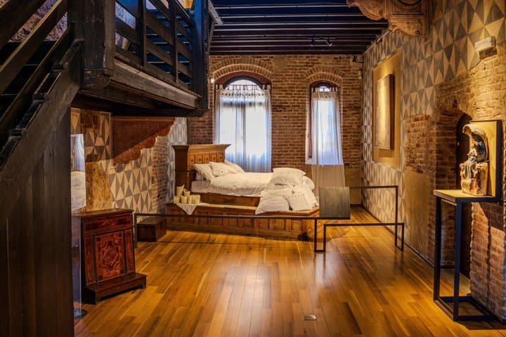 Verona: Tour mit Arena, Seilbahn und optionalen Tickets für Julia — Foto 5