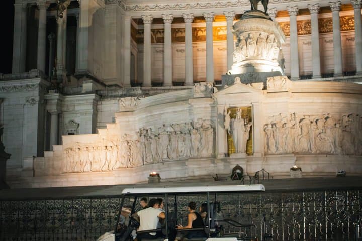 Tour Privato Notturno in Golf Cart a Roma con Sosta Gelato — foto 3