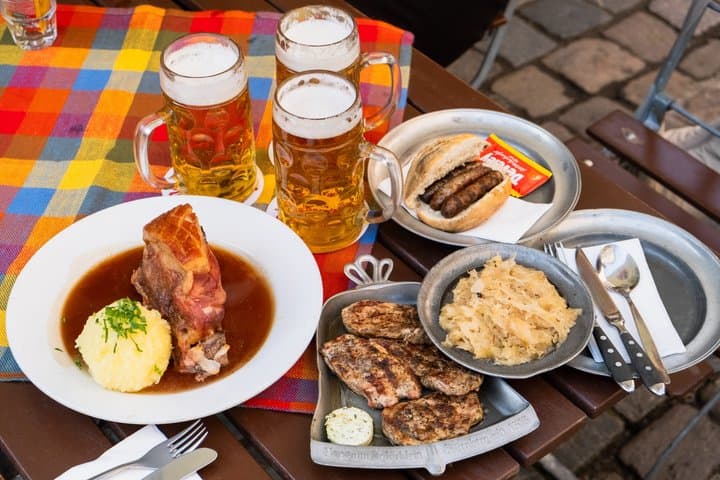 Visite gastronomique de Nuremberg avec repas complet et boissons — photo 1
