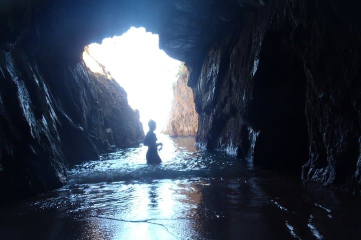 Costa Brava Tour: Kayak, Snorkel &amp; Cliff Jump from Barcelona — photo 5