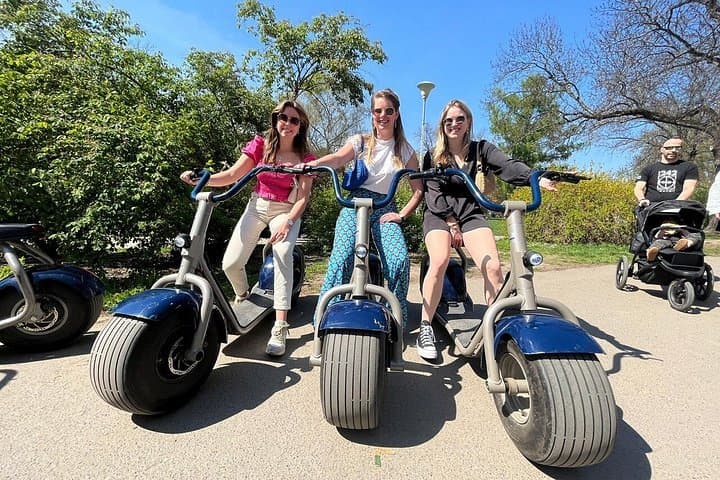 2-stündige geführte Fat Tire E-Scooter-Tour in München — Foto 2