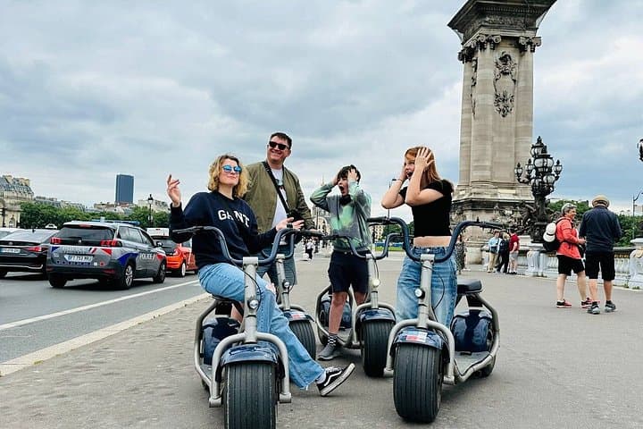 2-stündige geführte Fat Tire E-Scooter-Tour in München