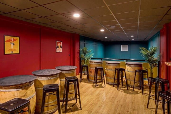Pratiquez l'anglais dans un bar à vin à Marseille — photo 4