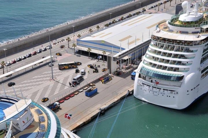 Privater Transfer zum Kreuzfahrthafen Barcelona — Foto 5