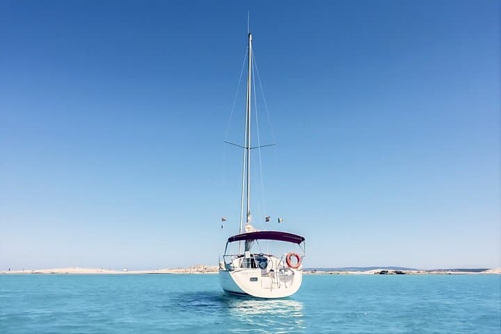 Crociere in Barca a Vela Privata di Un Giorno Intero a Ibiza e Formentera — foto 3