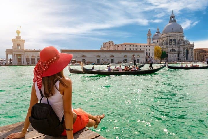 Von Mailand: Ganztägige geführte Tour nach Venedig mit Bootsfahrt