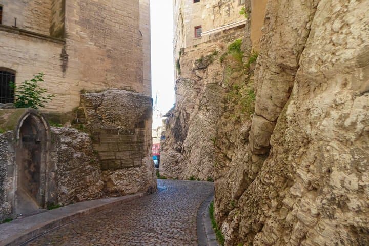 Privater Landausflug: Avignon & Châteauneuf-du-Pape von Marseille — Foto 2