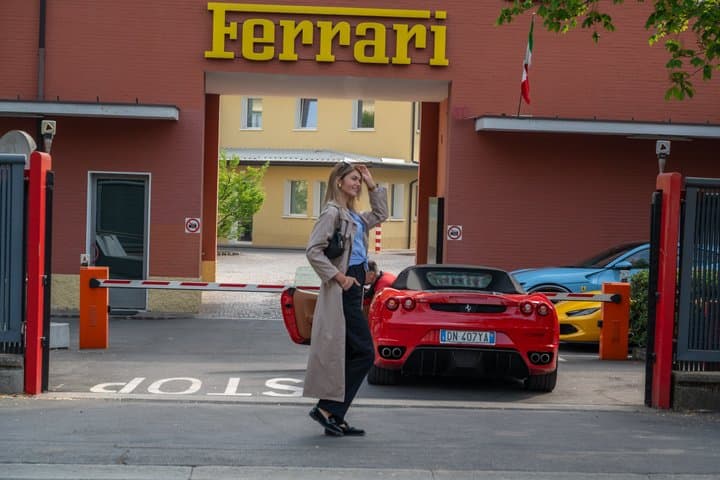 Da Milano: Esperienza di un'intera giornata a Maranello con Ferrari e pranzo