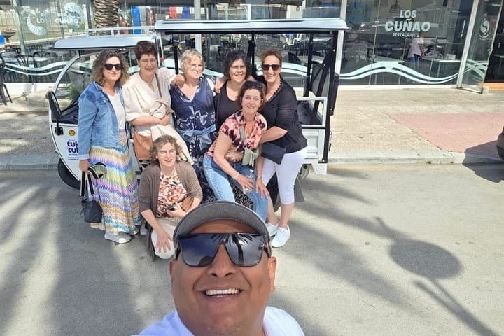 Tour en Tuk Tuk por Sevilla — foto 2
