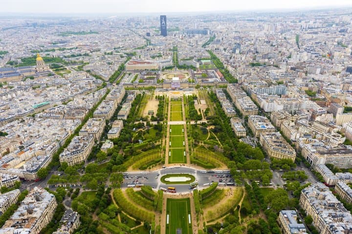 Tour en ascensor de la Torre Eiffel con opción de 2ª planta o cumbre — foto 2
