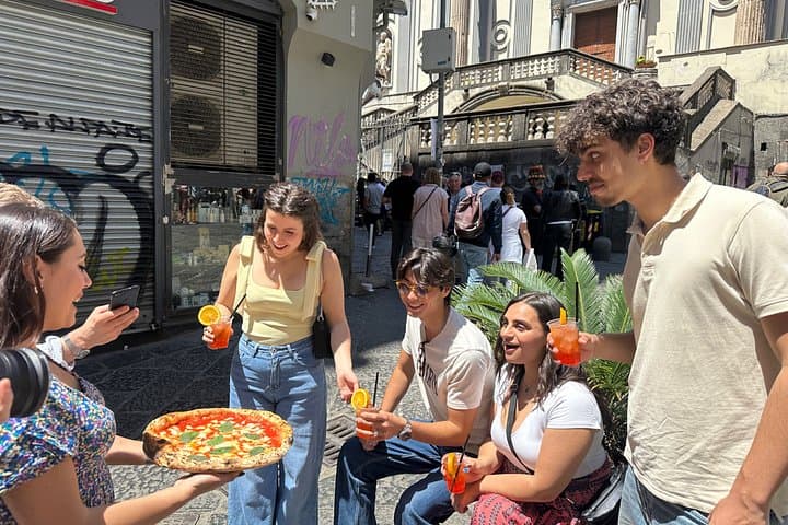 Tour de Comida Callejera y Turismo en Nápoles