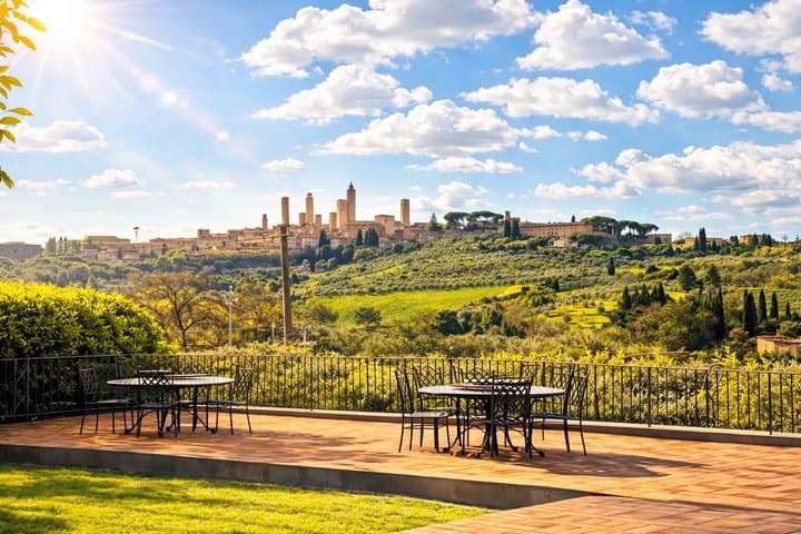 Chianti-Weintour mit Verkostungen & San Gimignano von Florenz — Foto 2