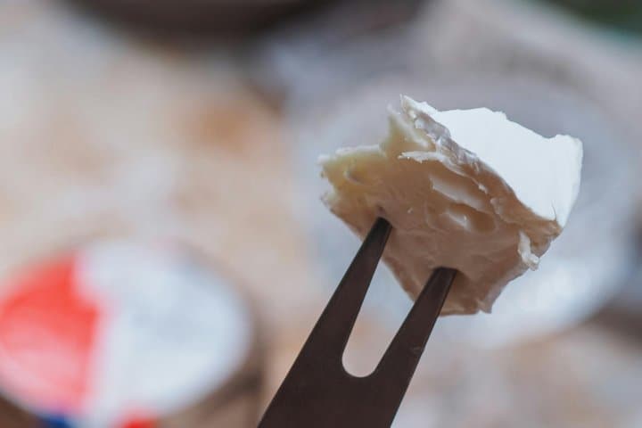 Esperienza di abbinamento di formaggi, cioccolato e vino a Lione — foto 3