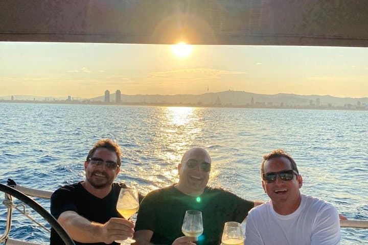 Barcelona Sunset & Daytime Sailing Tour — photo 3