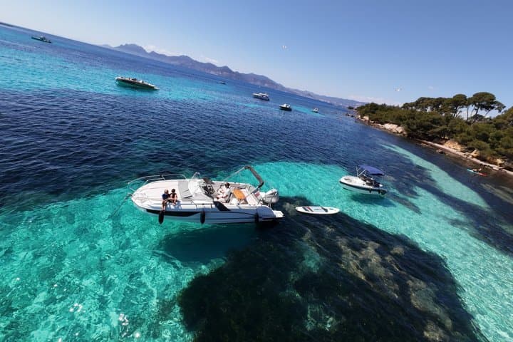 Tour Privato in Barca alle Isole di Lérins e alla Baia di Cannes — foto 5