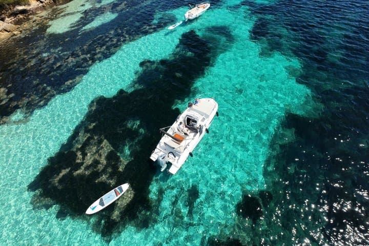 Tour Privato in Barca alle Isole di Lérins e alla Baia di Cannes — foto 4