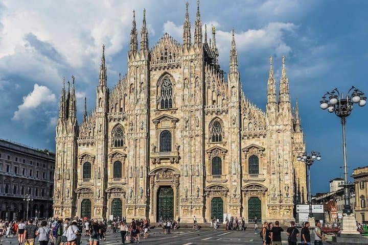 Milán: Entradas a la Catedral y Museo con App de Audio y Mejora a las Terrazas