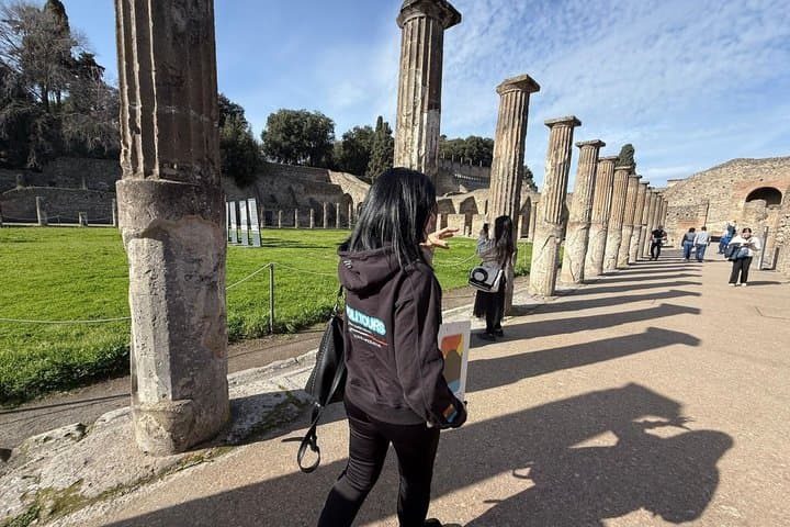 Pompeii Day Trip from Naples with Skip-the-Line Tickets — photo 3