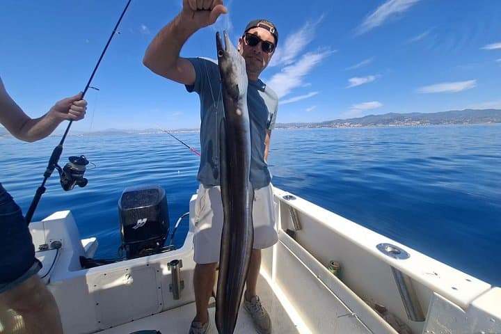 Expérience de pêche à Malaga avec équipement, nourriture et boissons inclus — photo 5