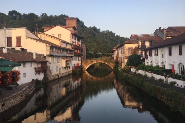Tour Privato di Un Giorno Intero del Paese Basco Francese
