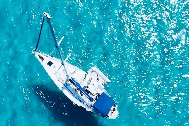 Formentera Kleingruppen-Tagesausflug mit dem Segelboot von Ibiza — Foto 1