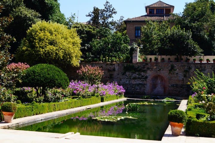 Visita Guiada a la Alhambra, Generalife y Alcazaba sin los Palacios Nazaríes — foto 4