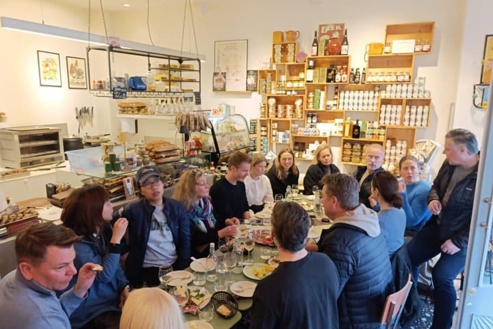Tour Privado de Comida en París en Le Marais: Vino y Cocina Francesa Local — foto 5