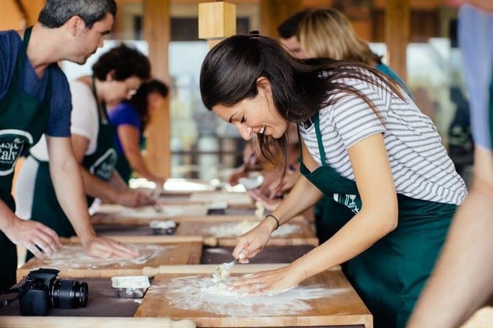 Pasta-Kurs & Wein-Tour in der Toskana von Florenz — Foto 2